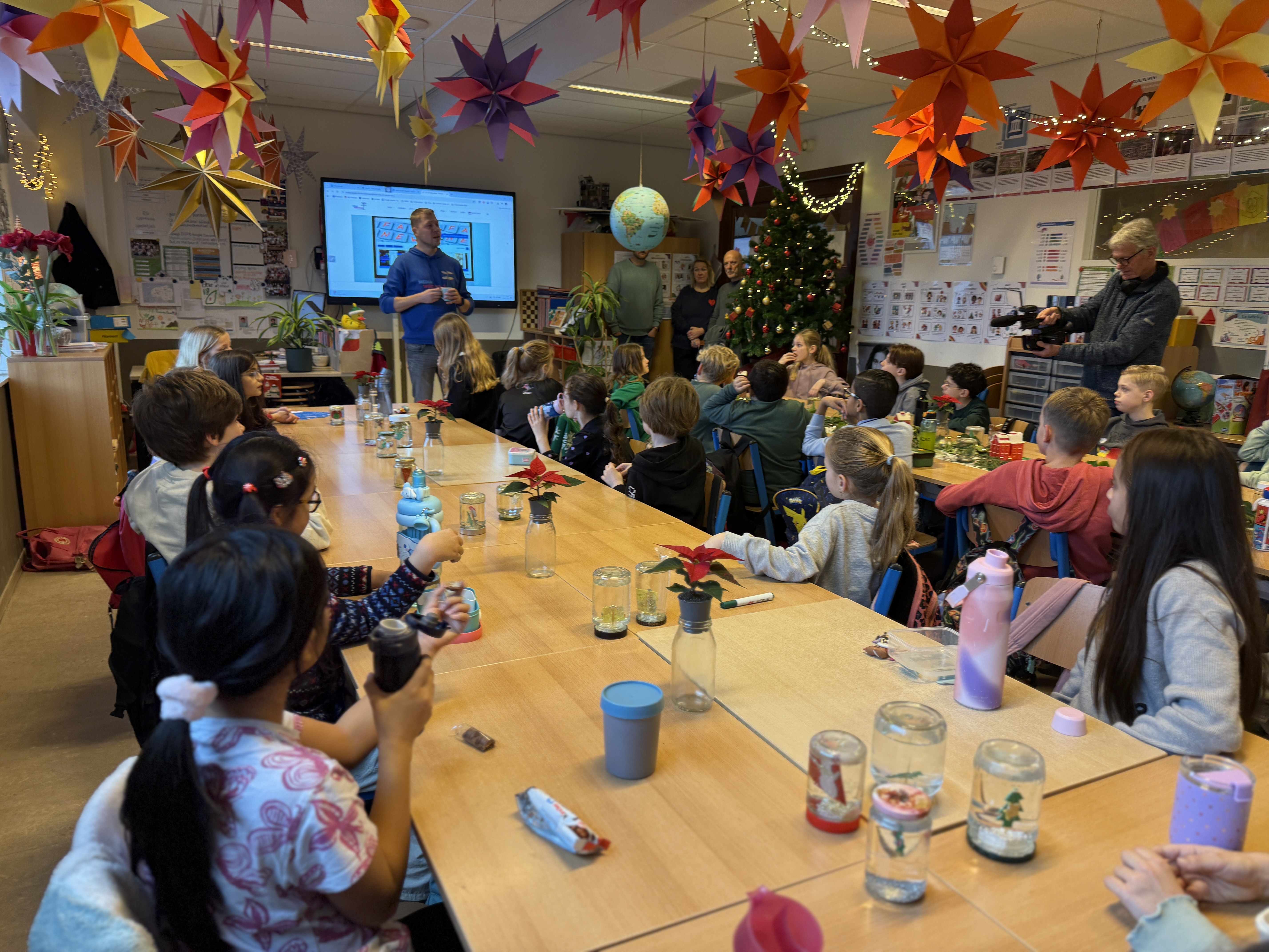 Mediawegwijs prijs in ontvangst genomen